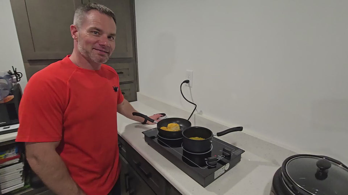 Carica video: VBGK Piano cottura in vetroceramica elettrico a 2 fuochi 3000W, piastra da 12 pollici a doppia zona per cucina